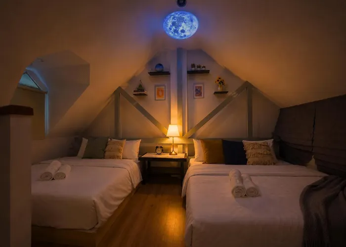 Just Sabai - 3br Heritage House In Chinatown Feriehus