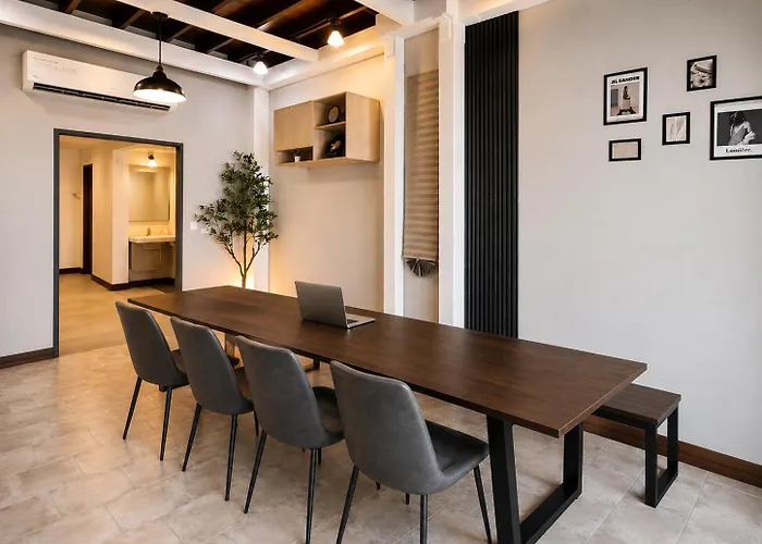 Just Sabai - 3br Heritage House In Chinatown *