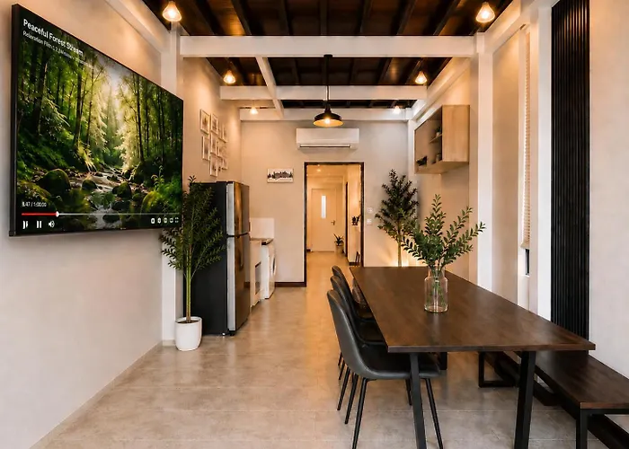 Just Sabai - 3br Heritage House In Chinatown *