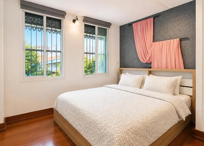 Just Sabai - 3br Heritage House In Chinatown Hébergement de vacances
